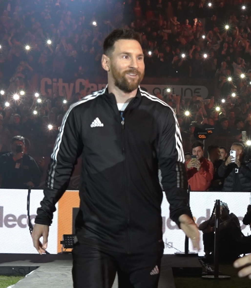 𝙀𝒍 𝒓𝙚𝒕𝙤𝒓𝙣𝒐 𝒅𝙚𝒍 𝑹𝙚𝒚 👑🔴⚫️🇦🇷 😍 ¡Que lindo disfrutarte en casa!
