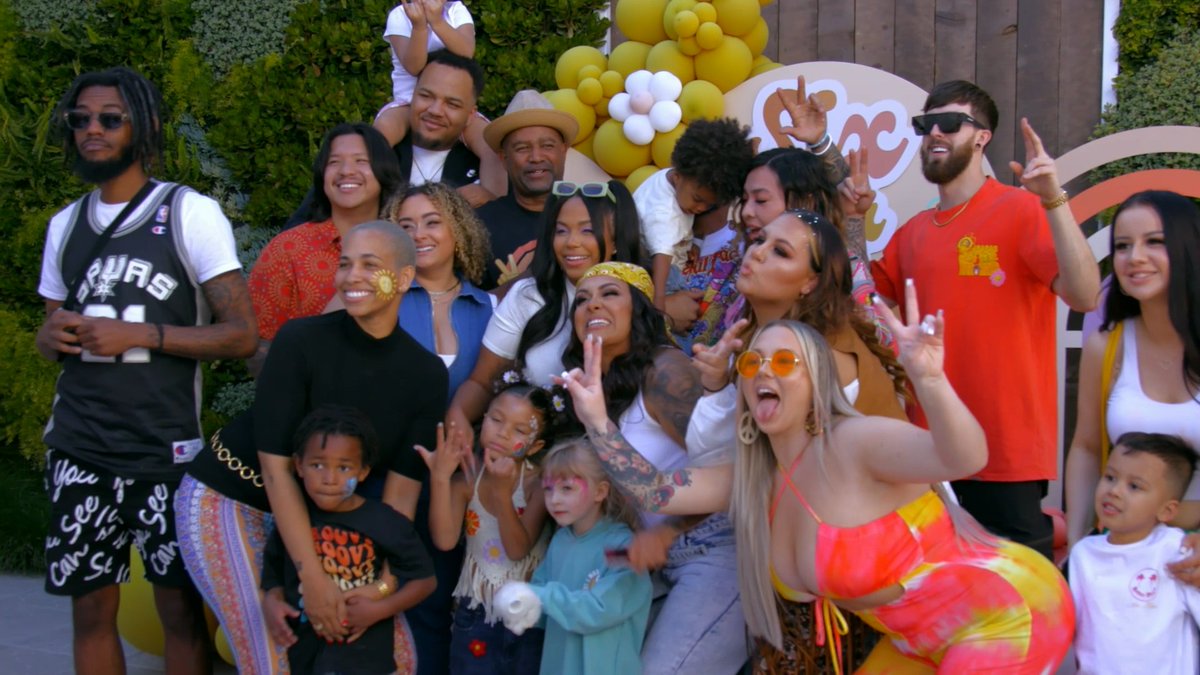 New season, new night! 🚨 #TeenMom: The Next Chapter is BACK, and ̶h̶u̶m̶p̶ bump days will never be the same! 🤰 Don’t miss the season premiere on Wed July 19th at 8/7c on MTV 💕