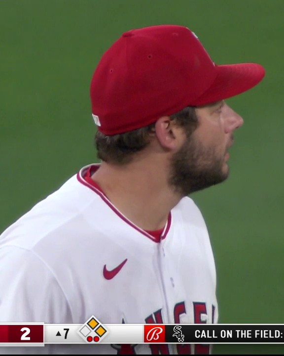 大谷翔平 28号ホームラン🔥 今日2本目の本塁打！ 球場からは『MVP』コール 打って投げての異次元の活躍！ 【打者大谷】 ①本塁打 ②四球 ③ライト前ヒット ④本塁打 ＃大谷翔平 #エンゼルス 🎥 @BallySportWest