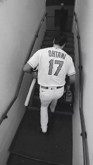 Sweet dreams 😇 #GoHalos