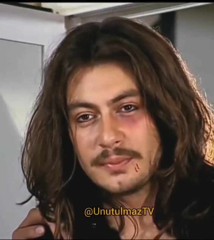 Keşke şu sahne gerçekte de olmuş olsaydı... #BarışAkarsu