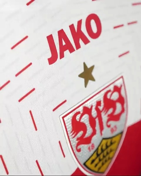 ⚪ OUT NOW 🔴 Weiß. Durchgehender roter Brustring. Vereinslogo. 🔥 Unser #VfB-Heimtrikot für die neue Saison ist ab sofort in allen VfB-Fanshops erhältlich. Es rückt im Jahr des 130. Jubiläums das Vereinslogo in die Mitte – zum Start in limitierter Auflage und ohne jede werbliche Botschaft. 🛒🛍 Jetzt Trikot shoppen: _ #Heimtrikot | #Saison2324
