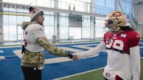Huf's handshake game on 🔒 🌴Talanoa Hufanga🌴 #NationalHandshakeDay