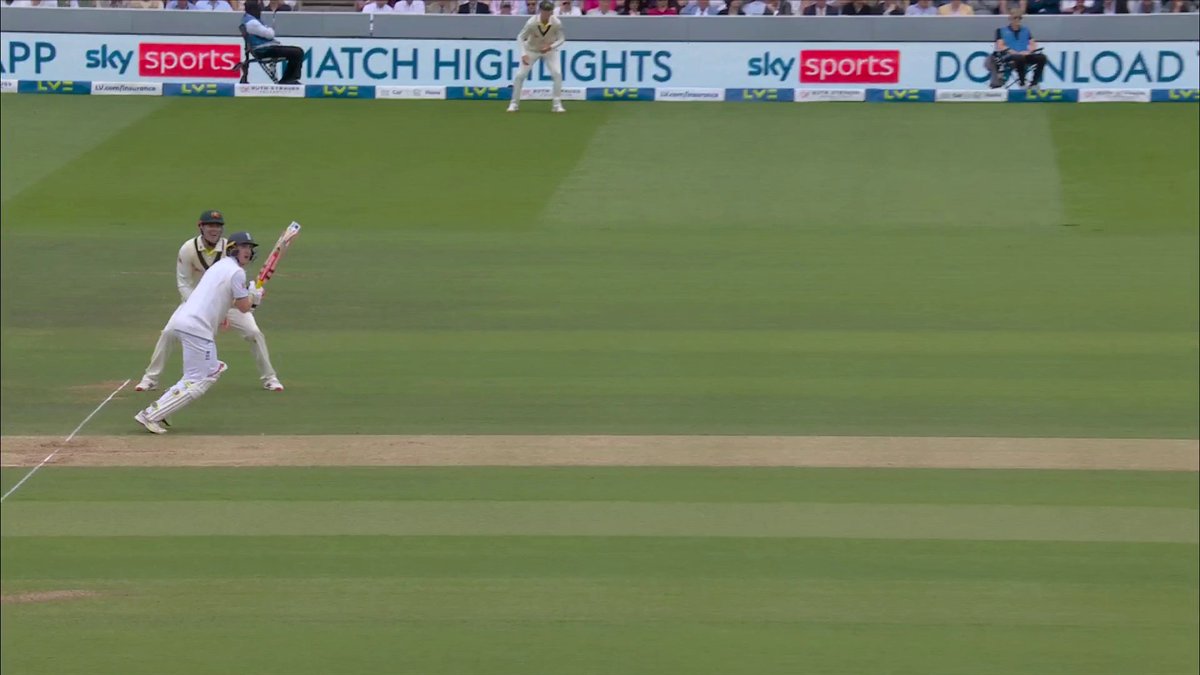 GONE! 🎙️ "England continue to flap to the short ball"