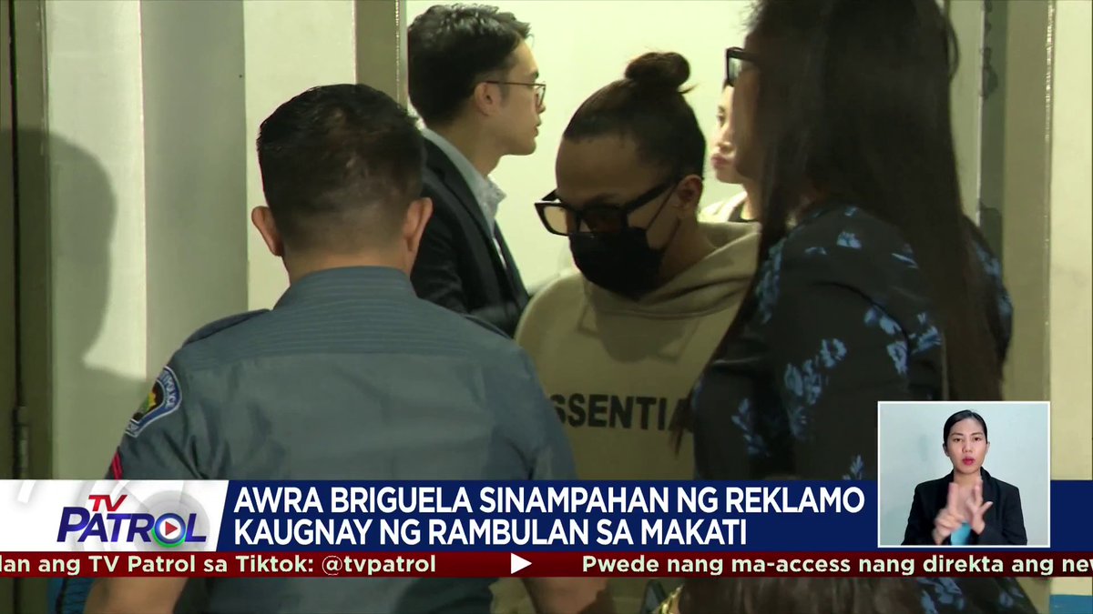 Sinampahan ng mga reklamo si Awra Briguela kaugnay ng rambulan sa labas ng isang bar sa Makati. Umani naman ng batikos ang Makati City Police dahil sa umano'y marahas nitong pag-aresto kay Awra. Dumepensa naman dito ang pulisya. BASAHIN ang buong ulat: