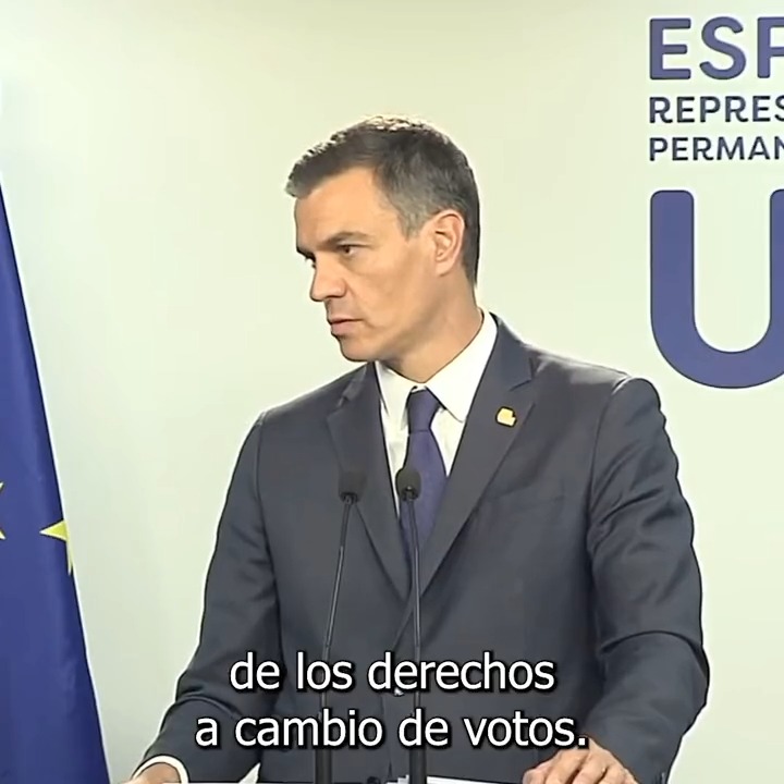 Quitar una bandera LGTBI de una fachada de una institución publica es quitar derechos. Causa sonrojo el obsceno recorte de derechos a cambio de votos entre el PP y Vox. En Bruselas están sorprendidos y contrariados por la involución que se produce en algunas partes de España.