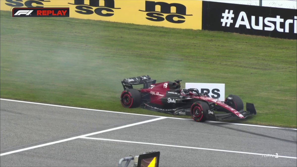RED FLAG! 🚩 Valtteri Bottas spins and brings out the red flag! 😮