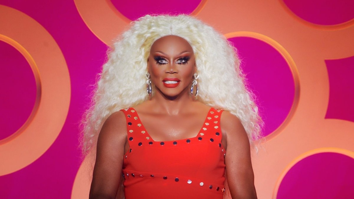 Spoilers ahead! ⚠️ This week’s top All Star &amp; Lip Sync Assassin serve camp on the main stage in a lip sync to “Freak-A-Zoid” by Midnight Star! 😂 What'd you think? 👇 #AllStars8 is now streaming on #ParamountPlus! 💋