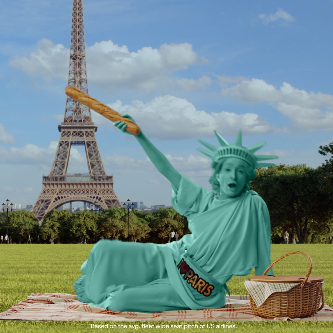 Lady Liberty has returned to France. 🇫🇷 Just making the impossible possible. Book now: #JetBleuParis