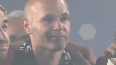 イニエスタ選手（Andrés Iniesta）最後の神戸讃歌❤🤍 #iniestaKO8Eforever❤🤍 #visselkobe #ヴィッセル神戸