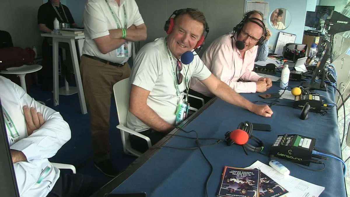 ''That is a disgrace''. Glenn McGrath is absolutely furious with the third umpire after Ben Duckett was given not out. #BBCCricket #Ashes
