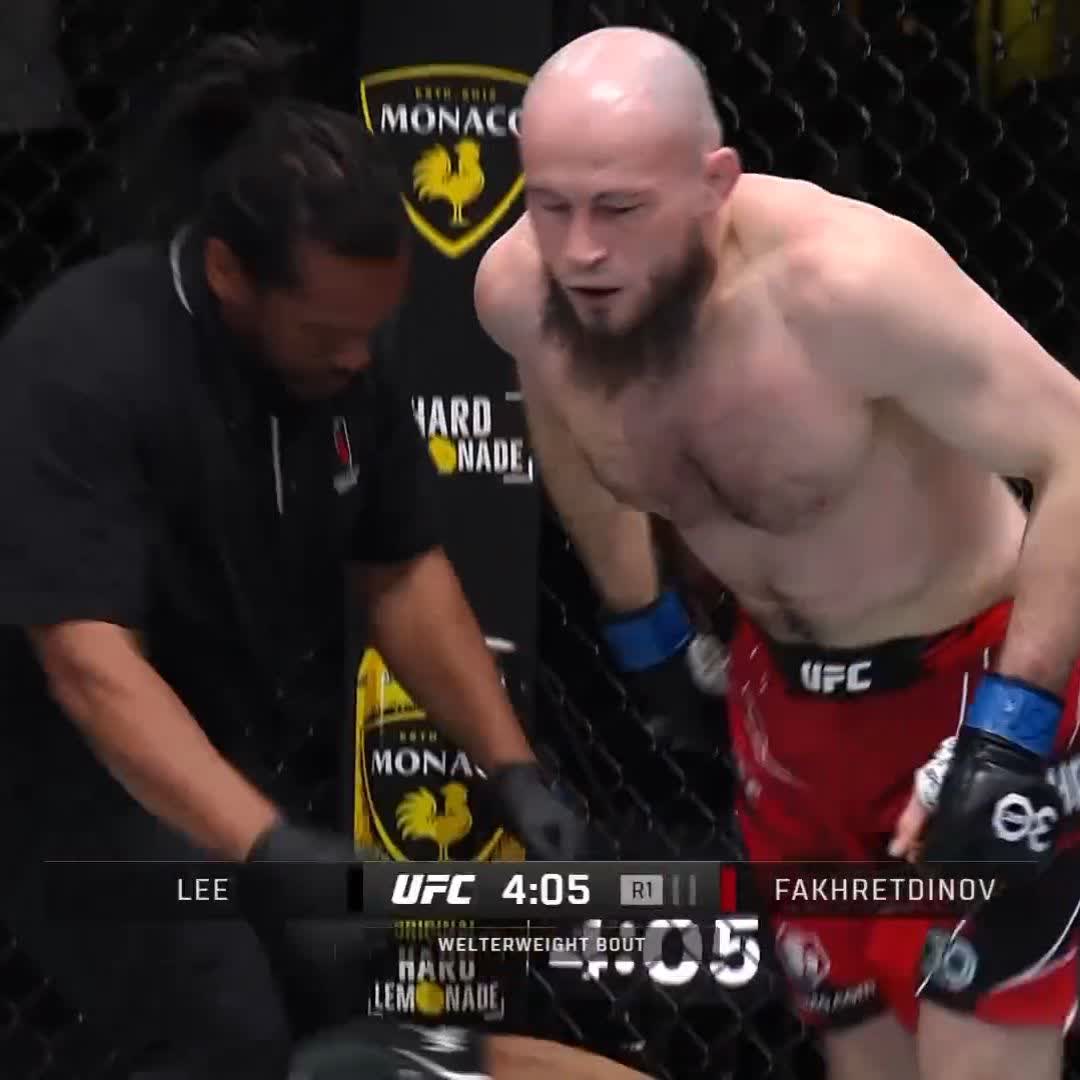 2️⃣0️⃣ WINS IN A ROW!!! Fakhretdinov puts him to sleep! 😳 #UFCVegas76