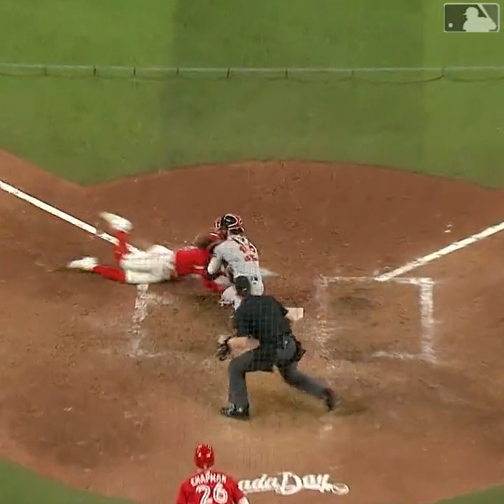 DO. NOT. RUN. ON. DUGIE.