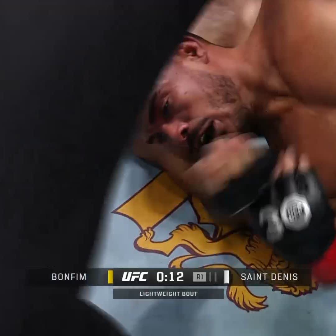 First round submission 😤 Benoît "God of War" Saint Denis showing off his skills at #UFCVegas76!