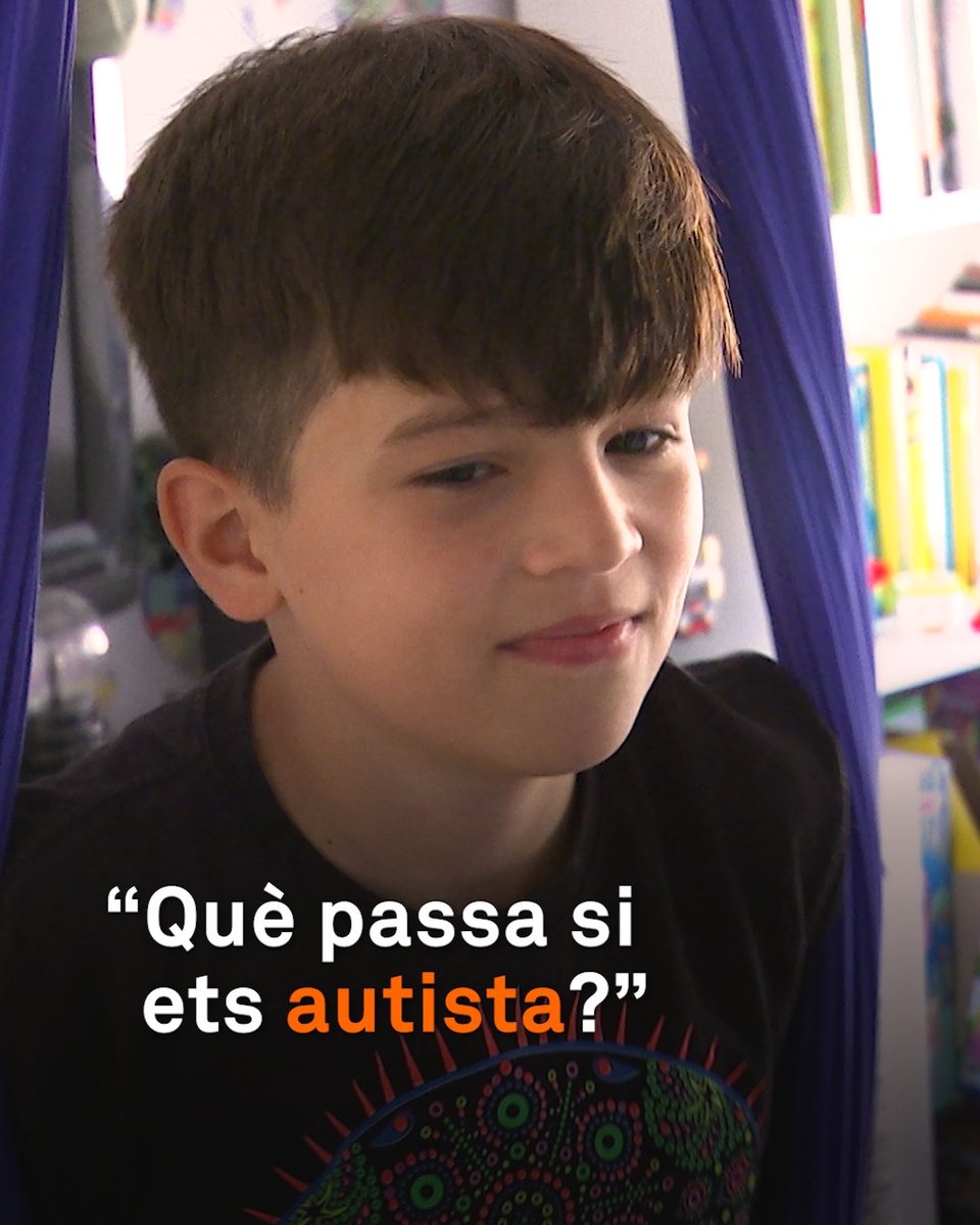 “Què passa si ets autista? No passa res.” Al Pau, el cap li va molt de pressa. Té 10 anys i un trastorn de l’espectre autista. Un gos l’ajuda terapèuticament. Li agrada xerrar i explica el seu dia a dia a les xarxes: “Vull ajudar els altres”