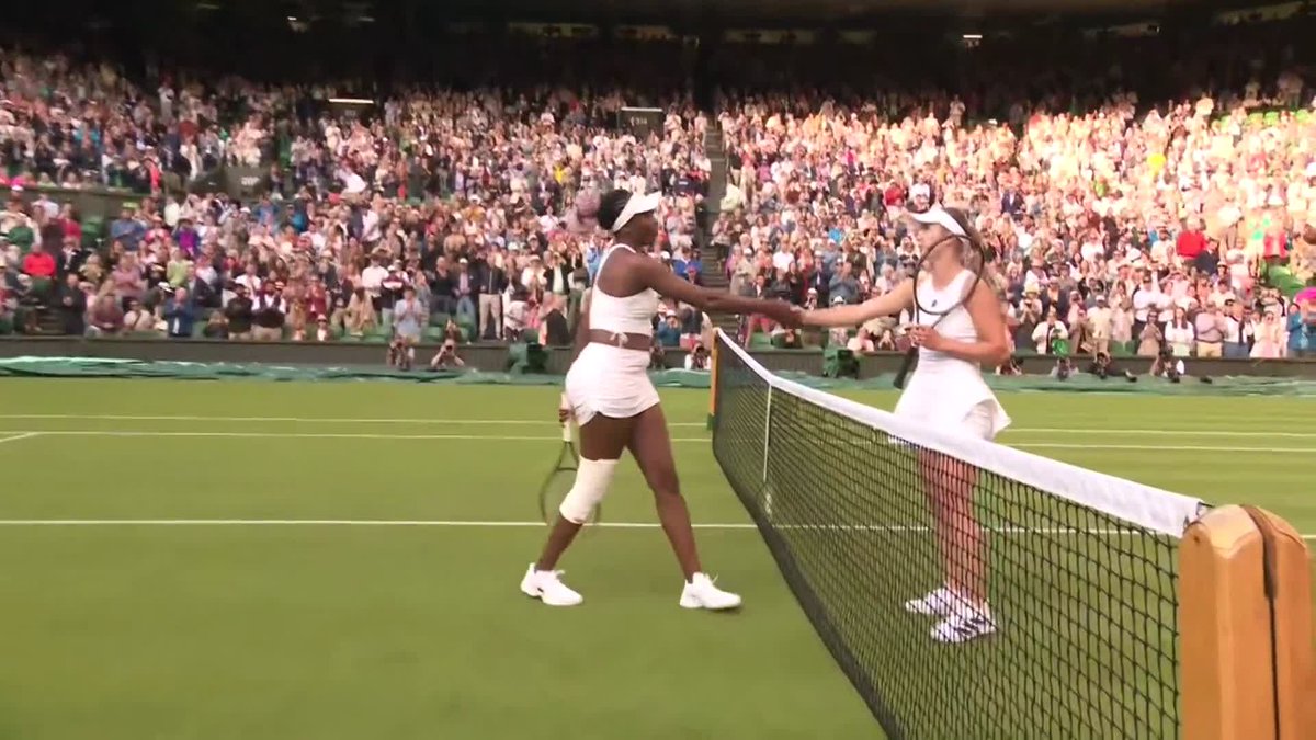Moving on to the second round. Elina Monfils beats five-time champion Venus Williams, 6-4, 6-3 #Wimbledon