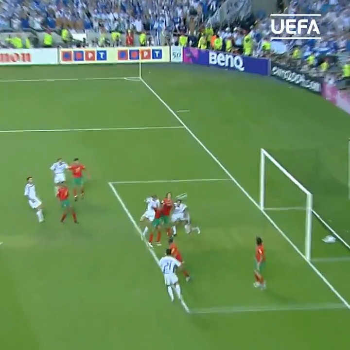 On this day, 19 years ago, Greece did the impossible and won EURO 2004 against Portugal in Lisbon. 🇵🇹🇬🇷 Ángelos Charistéas scored the only goal of the game. 🏆