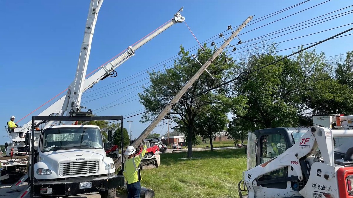 This weekend's highly destructive severe weather caused widespread damage to utility infrastructure. We understand how frustrating it is to be without electricity, and we have a crew 1,300 strong on the ground today. We appreciate your understanding as restoration continues.
