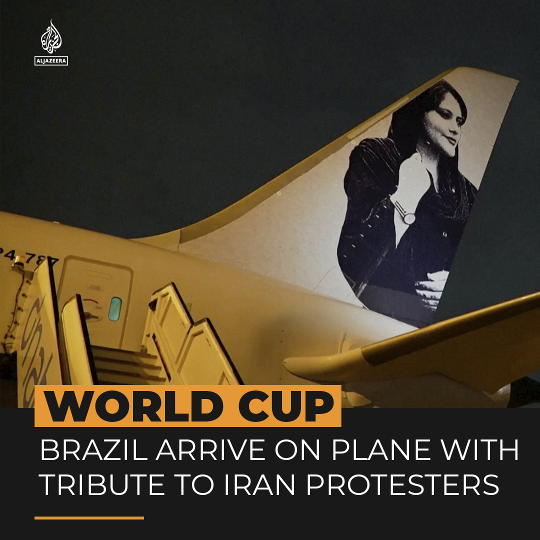 Brazil’s squad lands in Australia for the Women's World Cup on a plane that paid tribute to the #IranProtests, featuring images of #MahsaAmini and incarcerated Iranian footballer #AmirNasrAzdani. #WomanLifeFreedom #زن_زندگى_آزادى