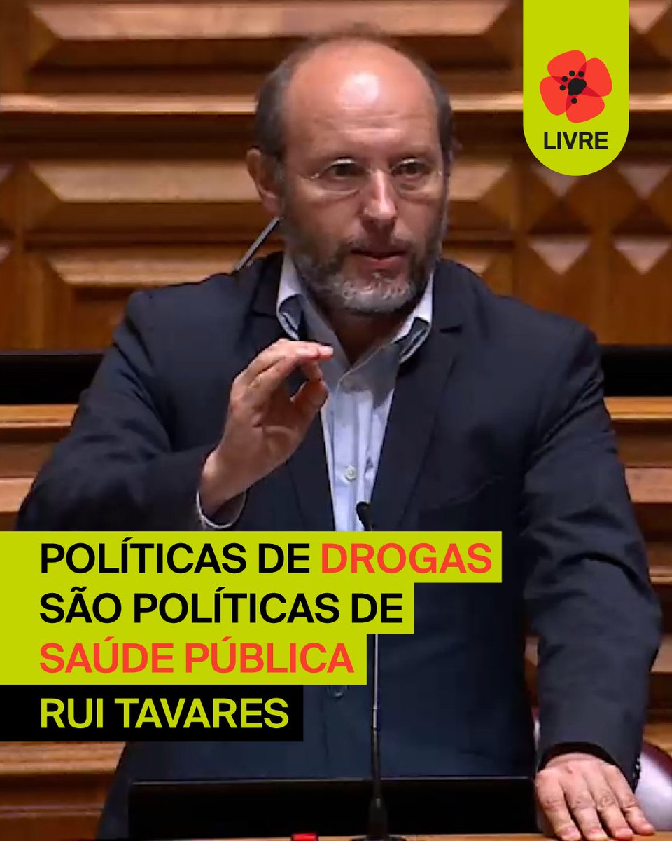 "Quando oiço dizer que 'a droga mata', isso para mim e para muitos de vocês da minha geração tem nomes e caras. Gente que conhecemos, colegas de escola, gente que perdemos." rui tavares no Parlamento, sobre como a política de drogas tem de ser uma questão de saúde pública.