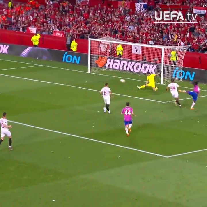 🇲🇦 Bono brilliance in 2022/23 🥰🏆 Sevilla Fútbol Club || #UEL