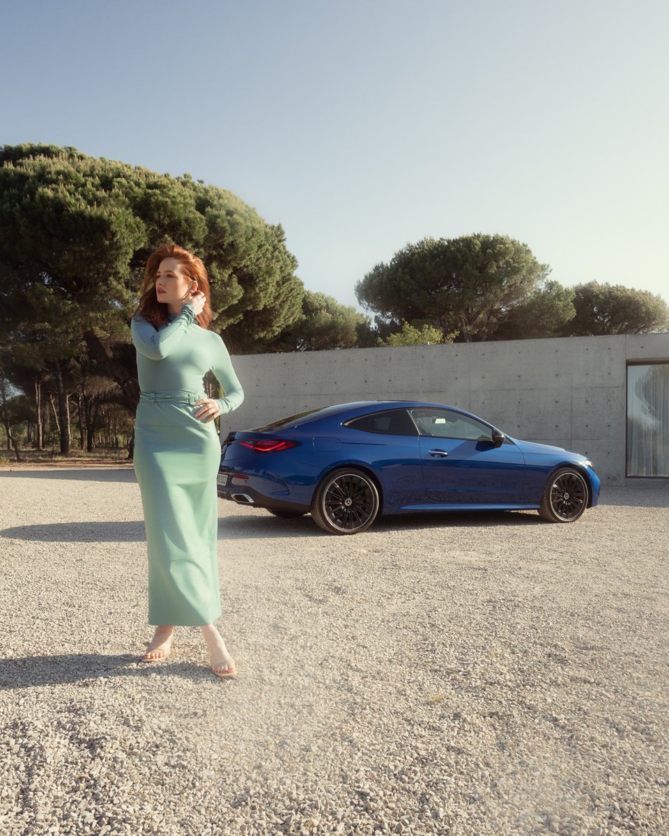Wondering what actress Madelaine Petsch, her creative friends and a mysterious box in her front yard have to do with our new CLE Coupé and Cabriolet? You’re about to find out! More information: #MercedesBenz #CLE #Coupe #Cabriolet