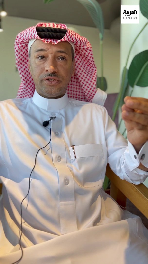 د.فارس أبوبطنين مواطن سعودي أصيب في حادث سيارة وبقي في غيبوبة عدة سنوات وتفاجأ بعدما استيقظ بمرور أحداث كثيرة من بينها قيادة المرأة للسيارة وجائحة كورونا. عبر: بندر العويمري