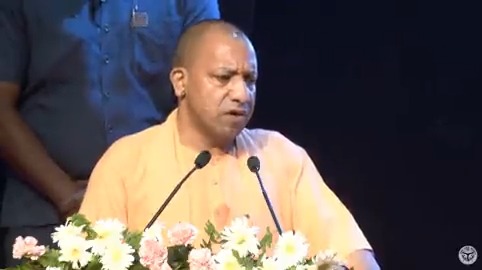 हमें समय के अनुरूप चलना होगा...