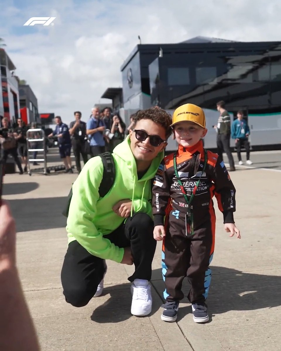 🥰 THIS IS TOO CUTE! 🥰 Lando Norris meeting an adorable young fan in the Silverstone paddock 🥹 #BritishGP #F1 McLaren Mastercard Formula 1 Team