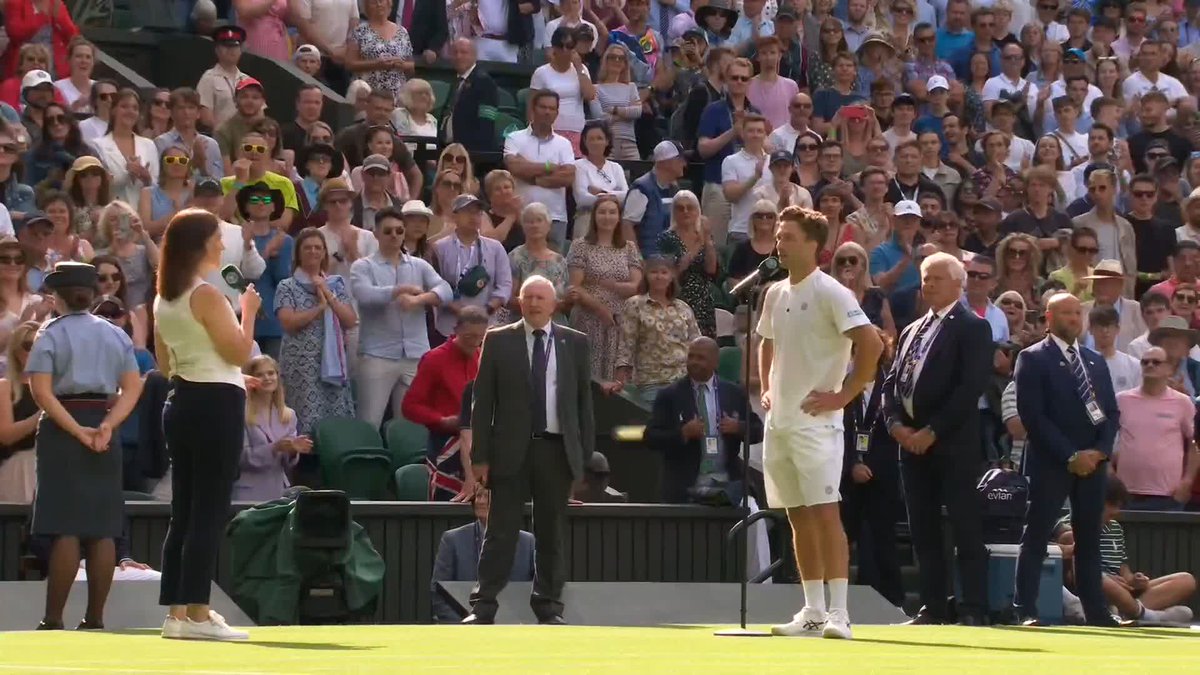 "Chill out a bit!" 🤣 @LiamBroady's comments to his Mum before beating Casper Ruud are brilliant! #Wimbledon