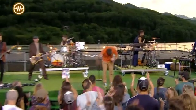 𝐕𝐚𝐥𝐢𝐞𝐧𝐭𝐞 🎤🎸 vetusta morla