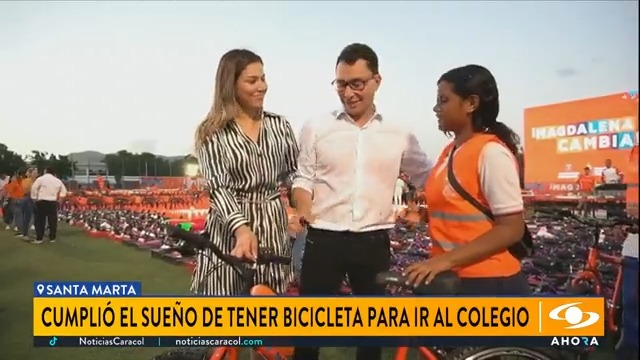 Una niña de 12 cumplió su sueño de tener una bicicleta para ir al colegio. La pequeña no había regresado a clases porque no tenía cómo movilizarse. Esta es la historia. Más en
