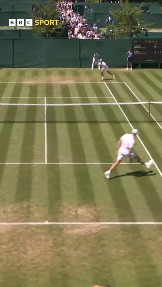 Double hotdog 🌭🌭 He's out of Wimbledon, but Lorenzo Musetti has scored two of the best points of the tournament so far! #Wimbledon