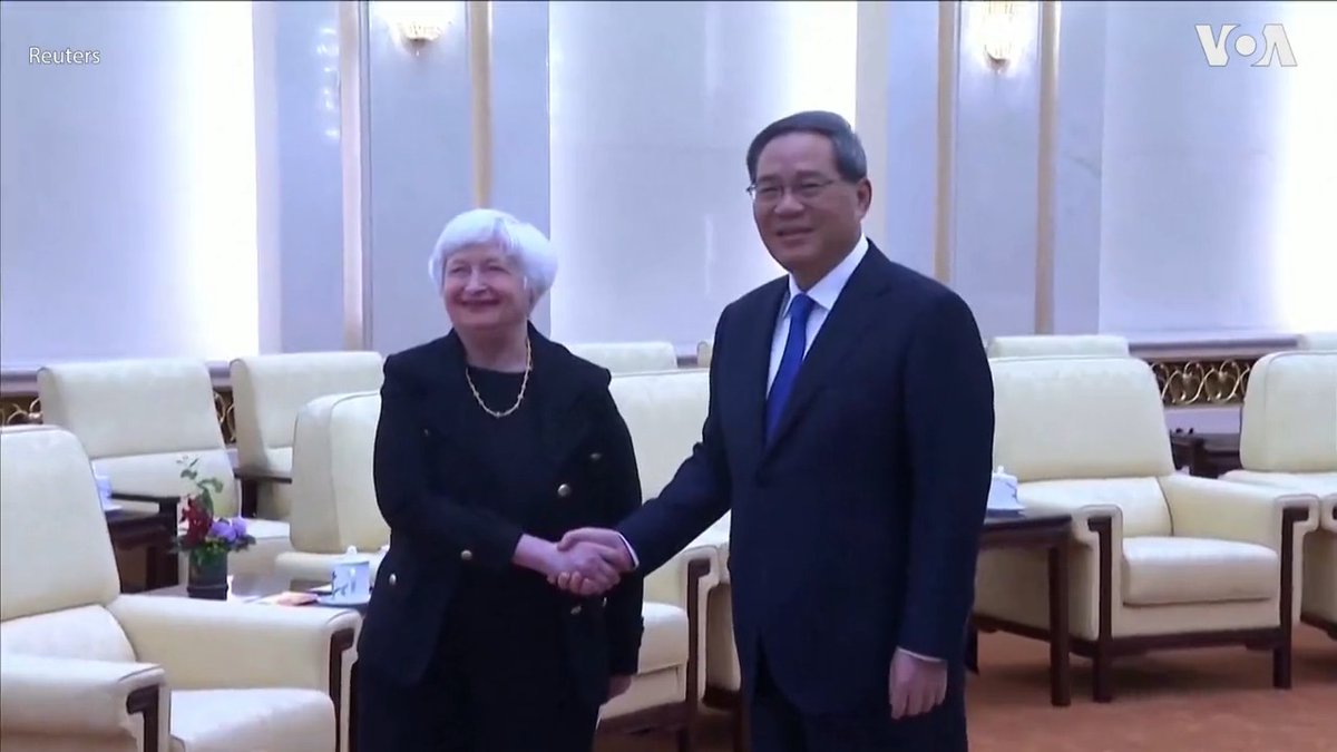 美国财政部长耶伦7日在北京会晤中国总理李强时表示美国寻求与中国的健康竞争，这种竞争基于对双方都有益的公平规则。她还表示希望这次访问能促使两国建立更多沟通渠道。耶伦是近五年来第一位访问中国的美国财长，也是布林肯国务卿之后近期第二位访华的美国高级官员。 报道：
