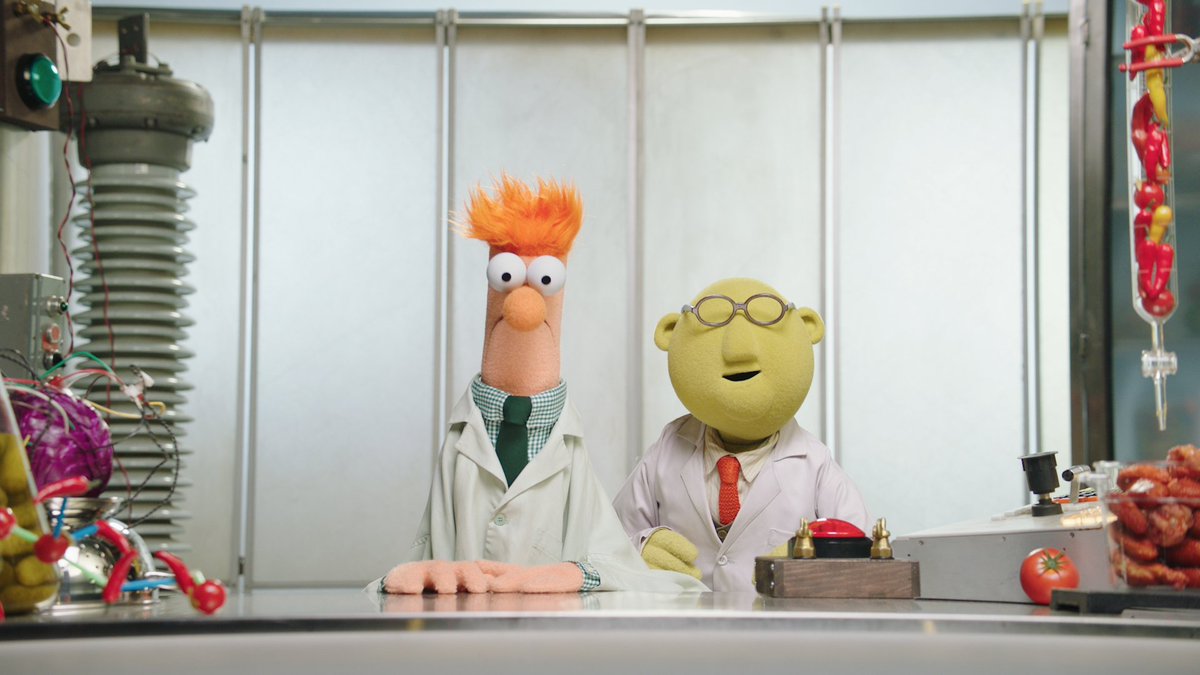 At The EPCOT International Food &amp; Wine Festival presented by CORKCICLE, the future of food is being made today with Muppet Labs! Join Dr. Bunsen Honeydew and Beaker as they experiment with tasty flavors at the Brew-Wing Lab. 🧪 🍽️
