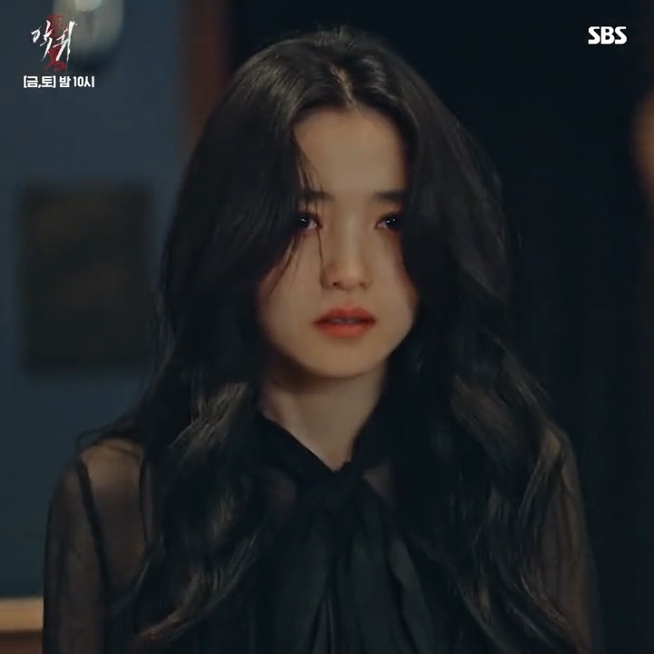 아무래도 나 악귀 씐 김태리가 좋은 것 같다,,🖤 SBS 금토드라마 <악귀> ☞ 6회 [토] 밤 9시 50분 #SBS금토드라마 #악귀 #Revenant #김태리 #오정세 #홍경