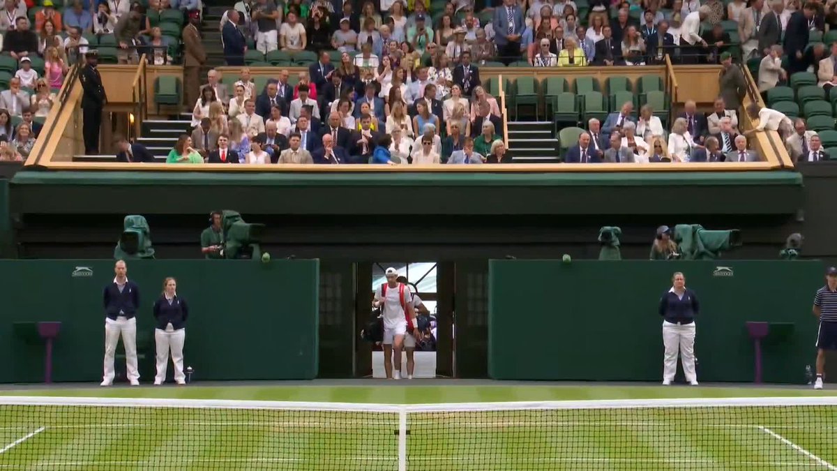 Not that way, Nico 😅 #Wimbledon