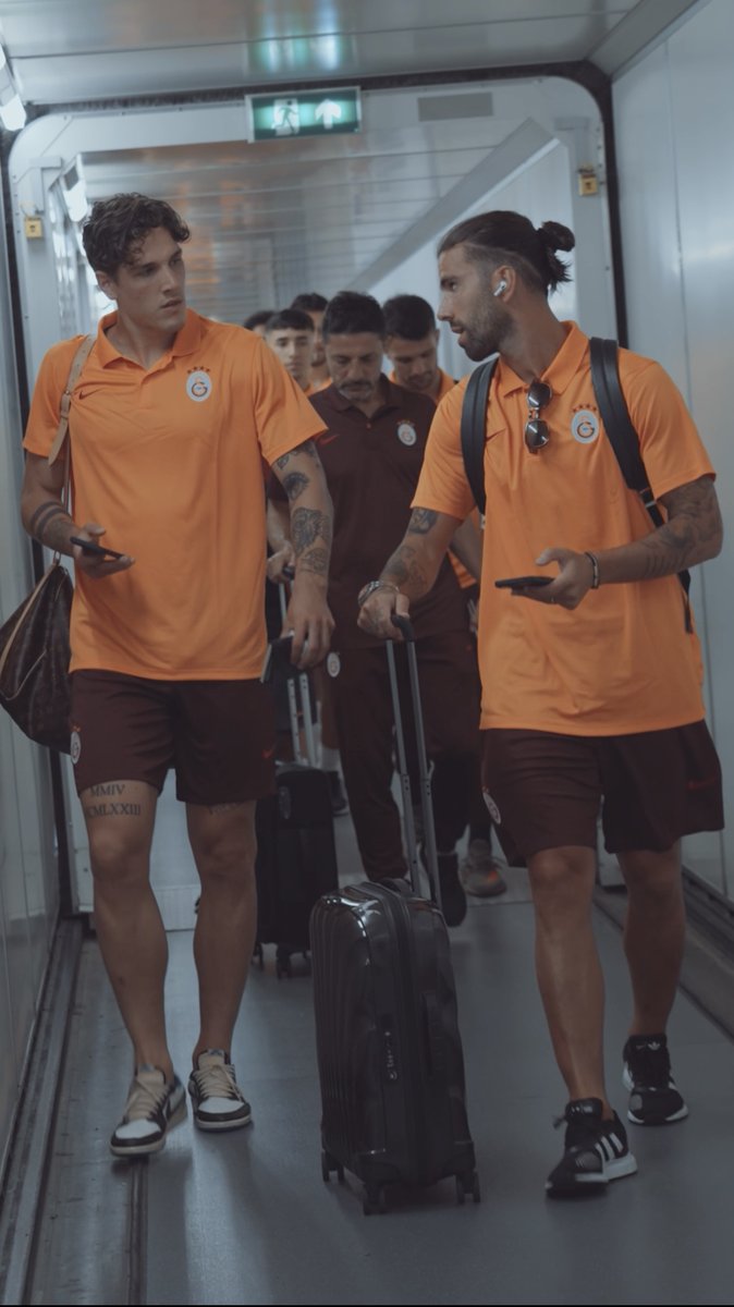 🛫 Takımımızın Avusturya kampı yolculuğu başladı. 🦁