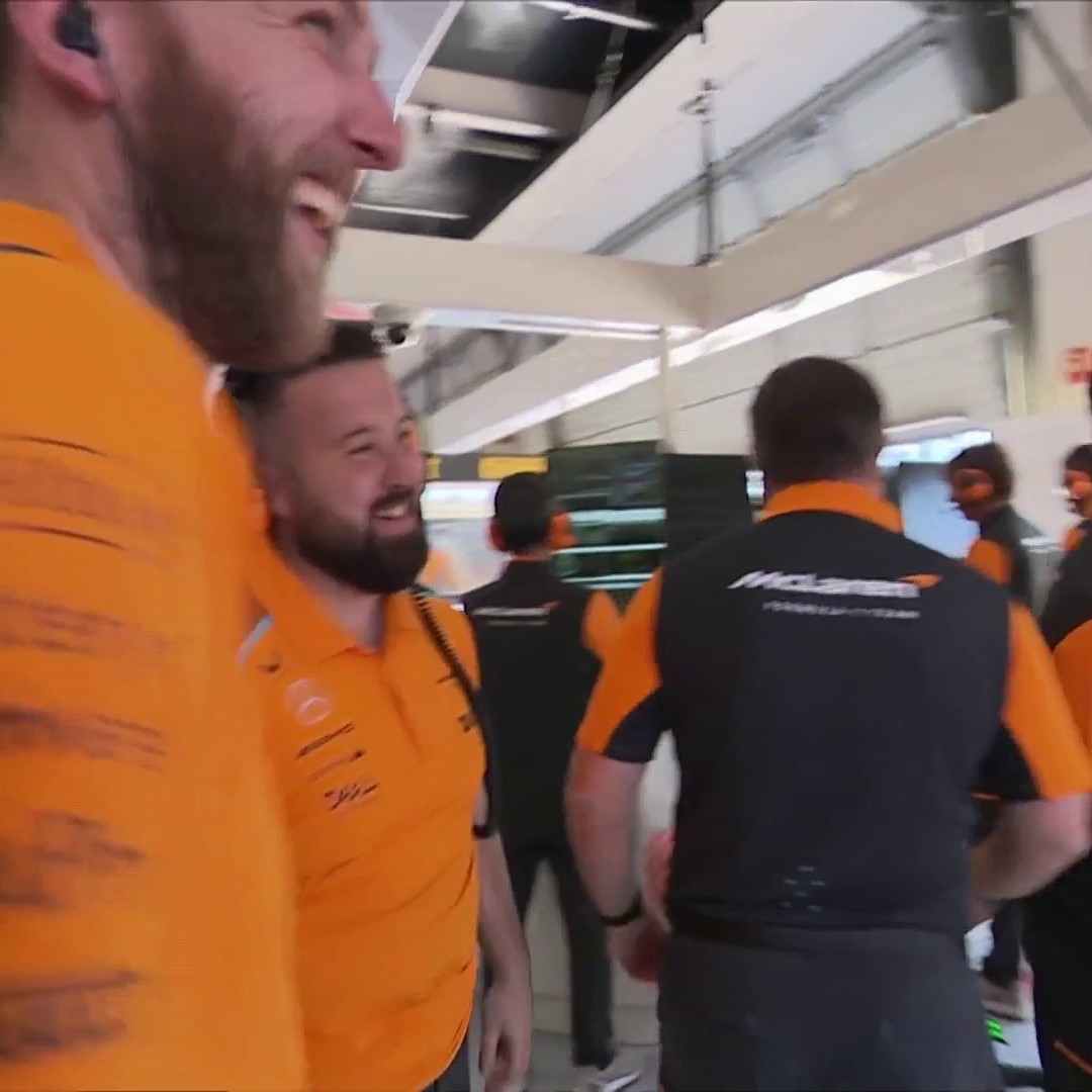 Zak Brown giving out every high five he has ✋ That passion in the McLaren garage 👏