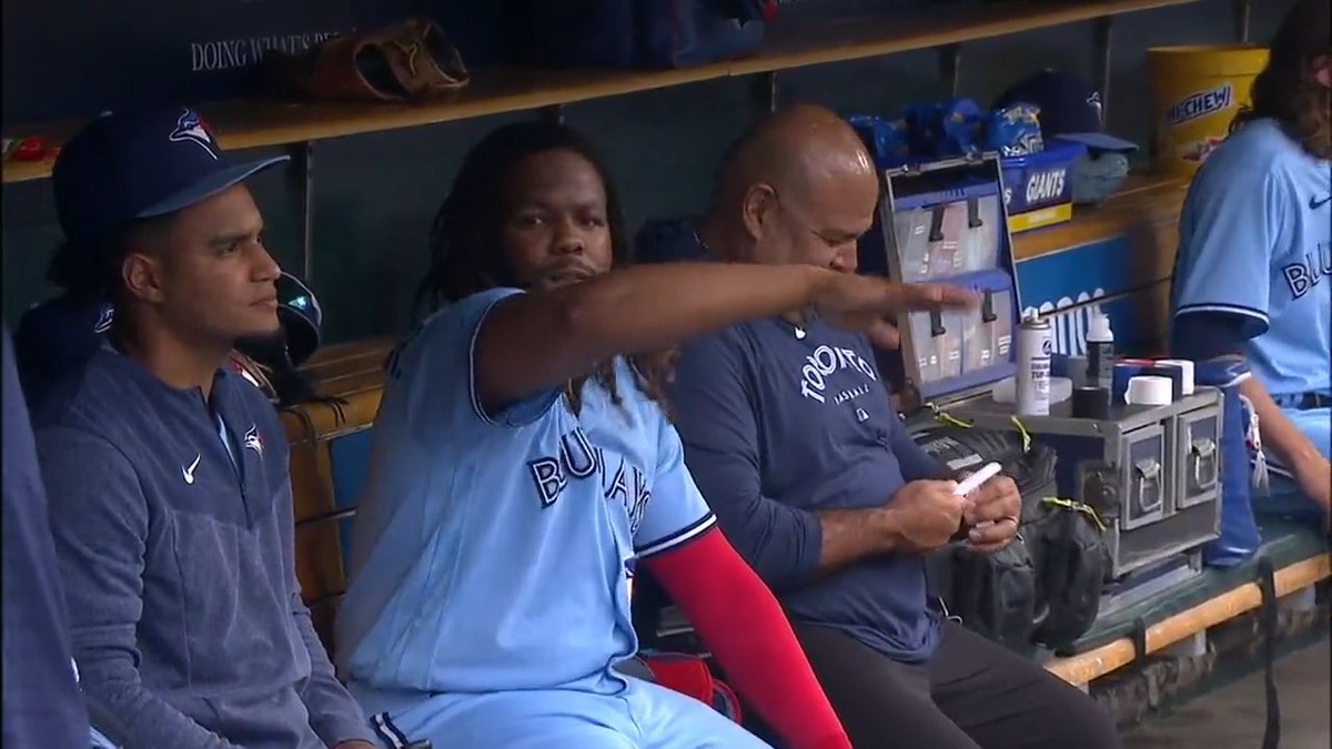 Two types of people during a rain delay 😅