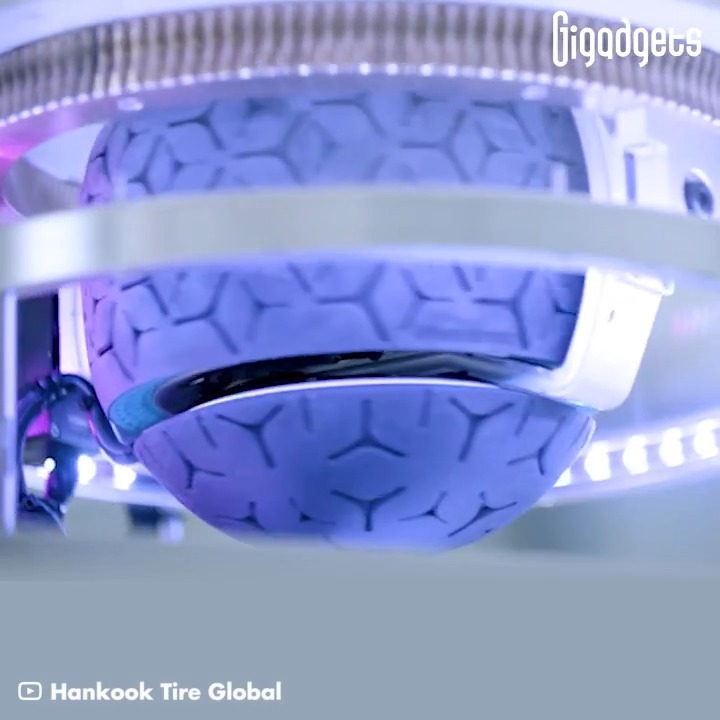 Hankook Tire has created an innovative wheel system, which paves the way for a diverse range of mobility possibilities.