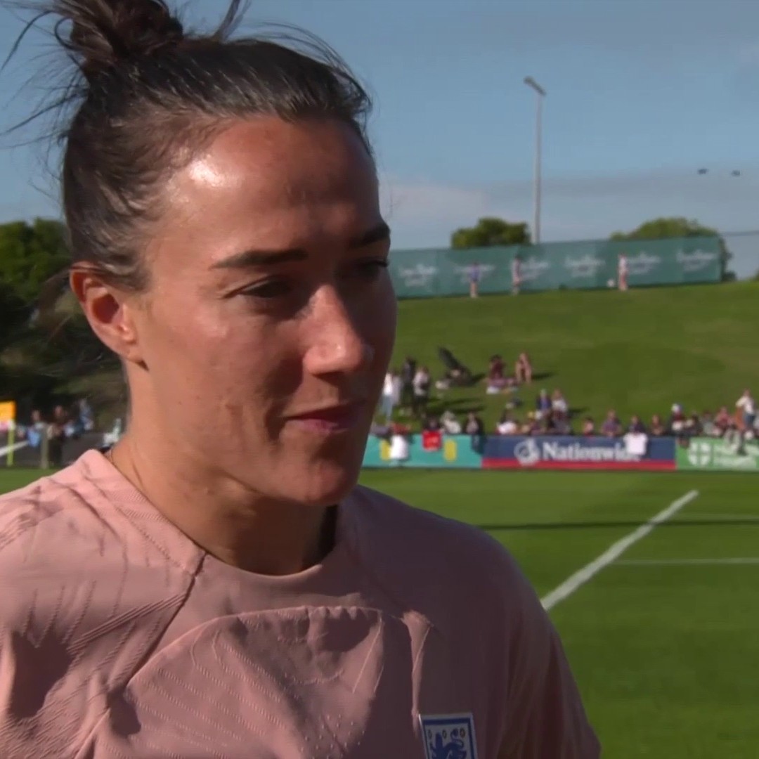 "We're pushing the game on, we're trying to hit new levels. That's what we want to do as player's both on the pitch and off it." Lucy Bronze offered her thoughts about the ongoing issue.