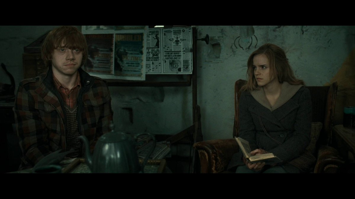 Hermione tells the best bedtime stories 📚