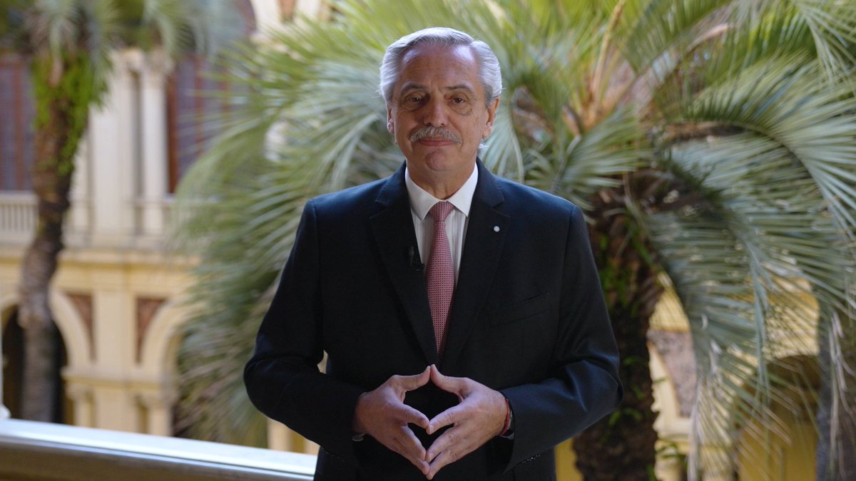 📣"Es tiempo de ir por más, de no alterar el rumbo, de avanzar al mañana transitando el camino de lo justo y lo bueno para nuestro pueblo". Mensaje del presidente Alberto Fernández (Alberto Fernández) transmitido durante el acto por el #DíaDeLaIndependencia 🇦🇷, en San Miguel de Tucumán.