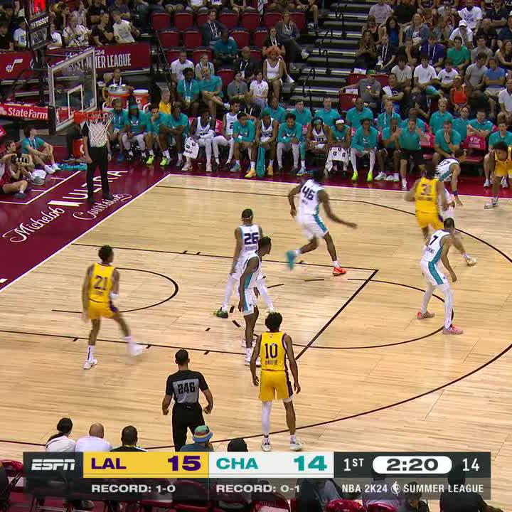Lakers 1st-round pick Jalen Hood-Schifino didn't need to look for this dime🫣