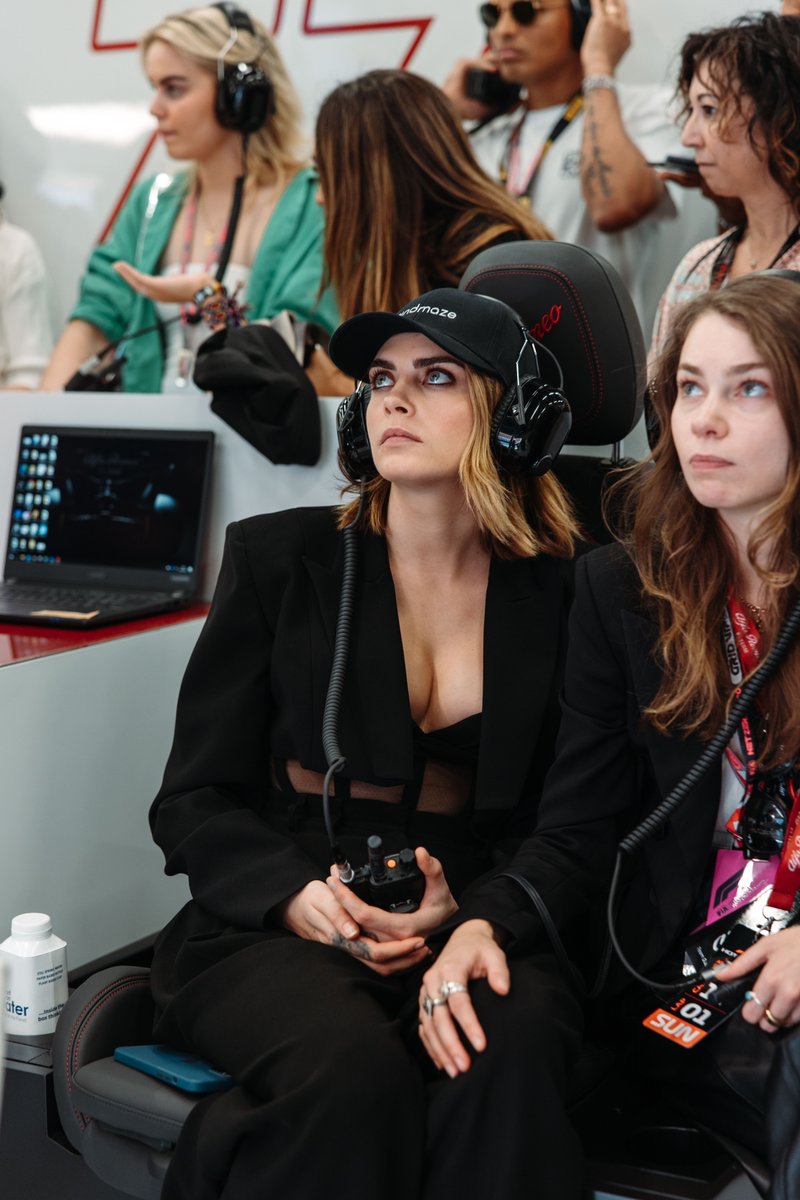 Learning the ropes. 🤝 Thanks for spending the day with us, 💙! It was a pleasure to show you the world of #F1 and teach you more about this incredible sport. #BritishGP @MindMazeTech