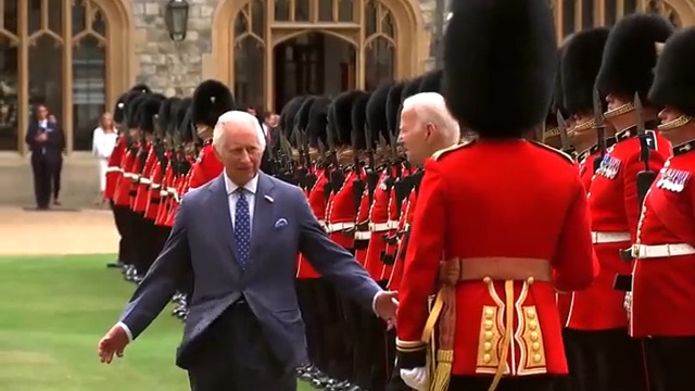 WATCH: Joe Biden is so utterly confused mid senior-moment at Windsor Castle— King Charles has to physically man-handle him to dog-walk him on-stage