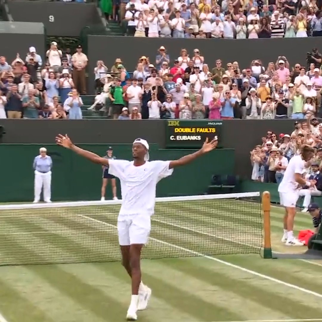 WHAT A MOMENT FOR CHRISTOPHER EUBANKS 👏 #Wimbledon