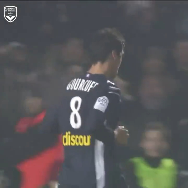 Le Club souhaite un joyeux anniversaire à Yoann Gourcuff ! L'ancien bordelais fête aujourd'hui ses 3⃣7⃣ ans 💙🤍