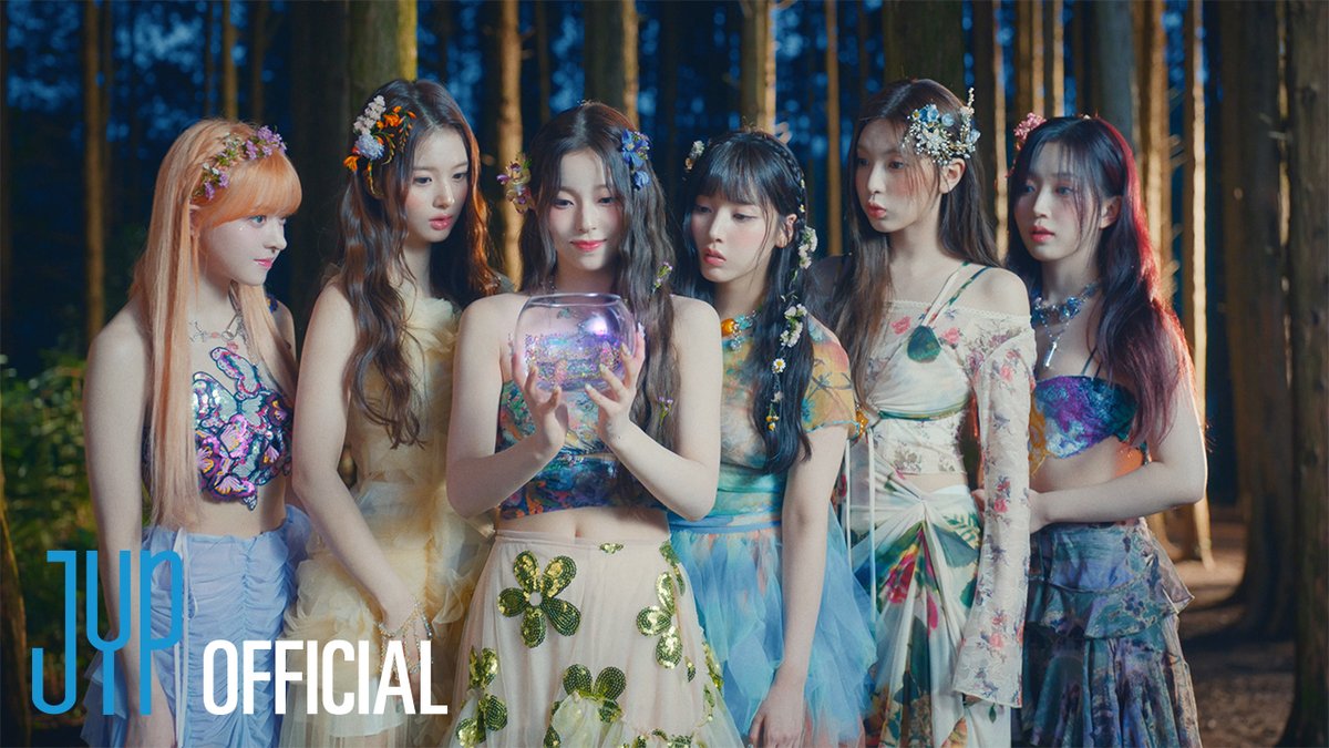 NMIXX "Party O’Clock" M/V #NMIXX #엔믹스 #A_Midsummer_NMIXXs_Dream #Party_O_Clock #엔믹스표파티에_당신을_초대합니다